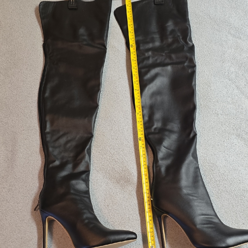 Black Heeled Boots with Stiletto Heel and Thigh-High Design